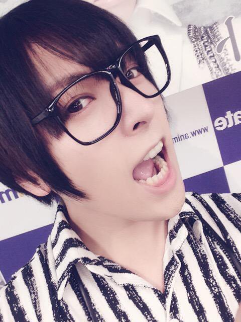 Haruka 本垢 على تويتر 蒼井翔太 0rt 知らない 10rt 声だけ知ってる 50rt 顔も声も知ってる 100rt 好きな声優 500rt 人気声優 1000rt 超人気声優 5000rt アジアno 1声優 rt 世界的人気声優