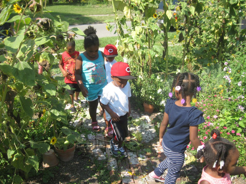 U-Pick's full of family fun!

ow.ly/yRvf30ej35X