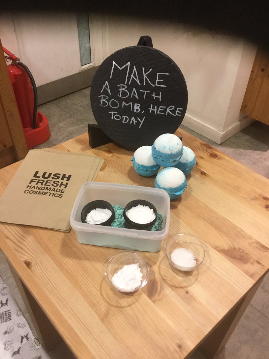 Lushluton's tweet photo. Big Blue kit has landed! Come down and make a soothing seaweed bomb to float cares away! 🌊 don't forget about Ickle Baby Bot and Butterball! https://t.co/Ry7MMR1FMN