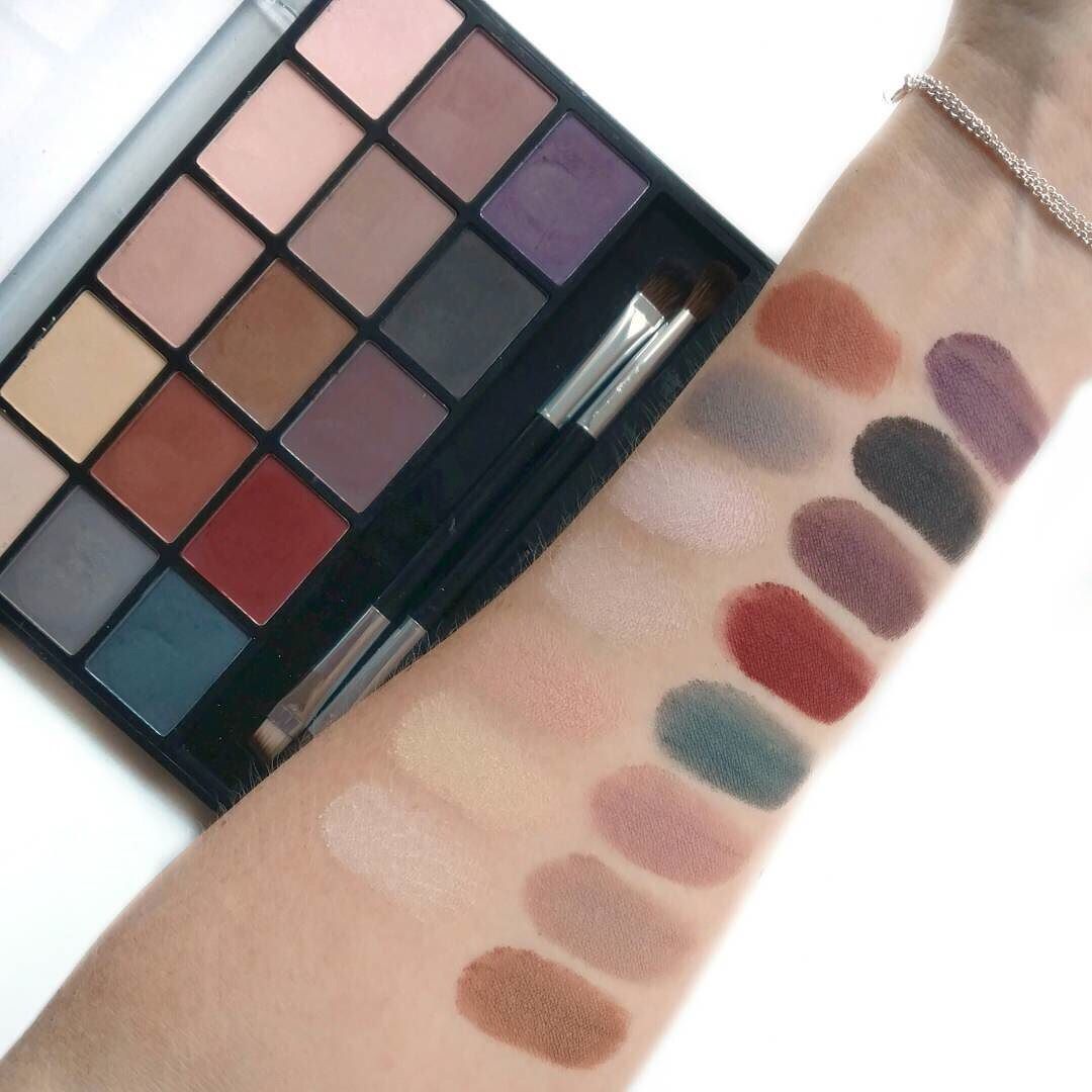 HardCandyLife's tweet image. The Look Pro! #MattePalette has the only matte shades you could EVER need for any look!
📸by @beauddiction