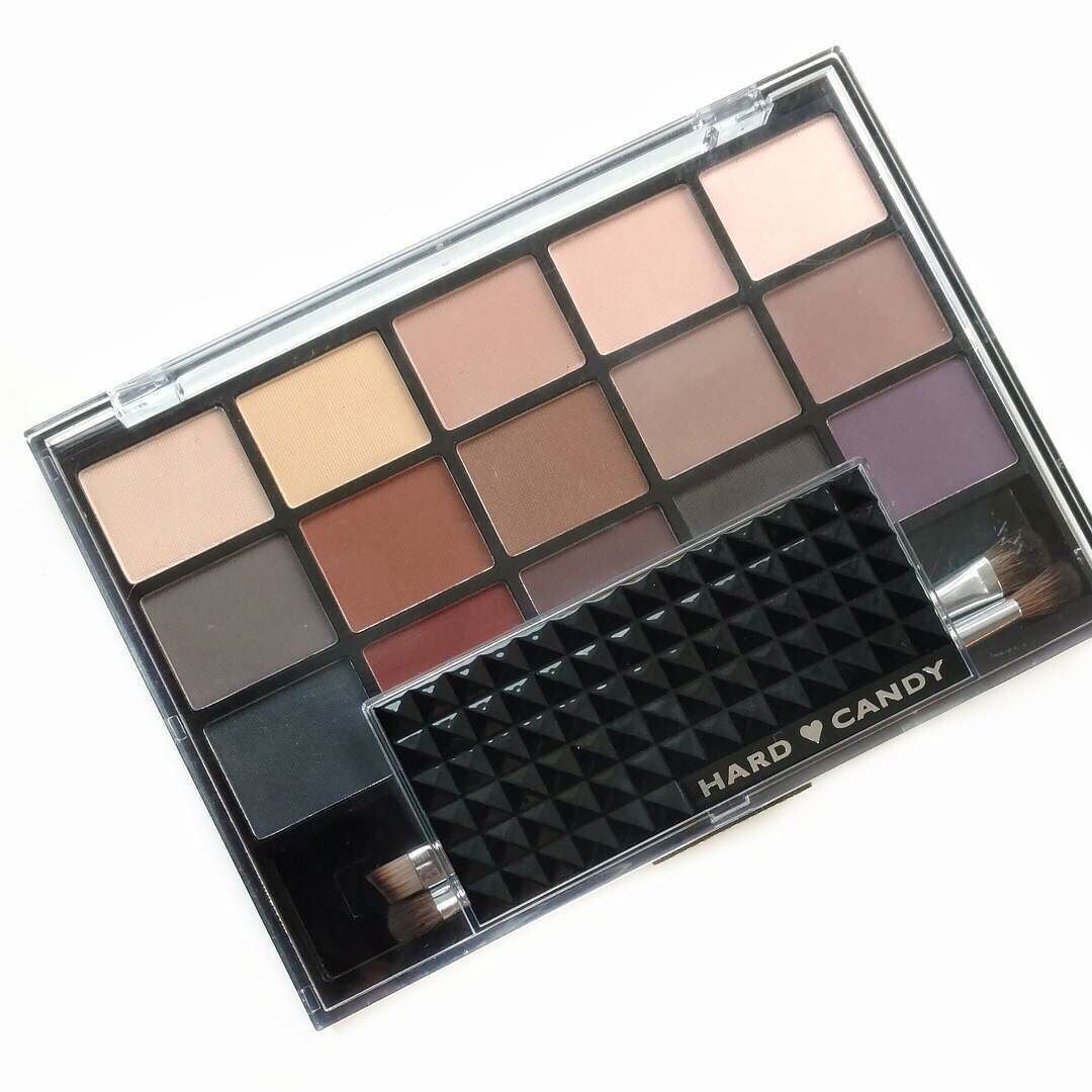 HardCandyLife's tweet image. The Look Pro! #MattePalette has the only matte shades you could EVER need for any look!
📸by @beauddiction