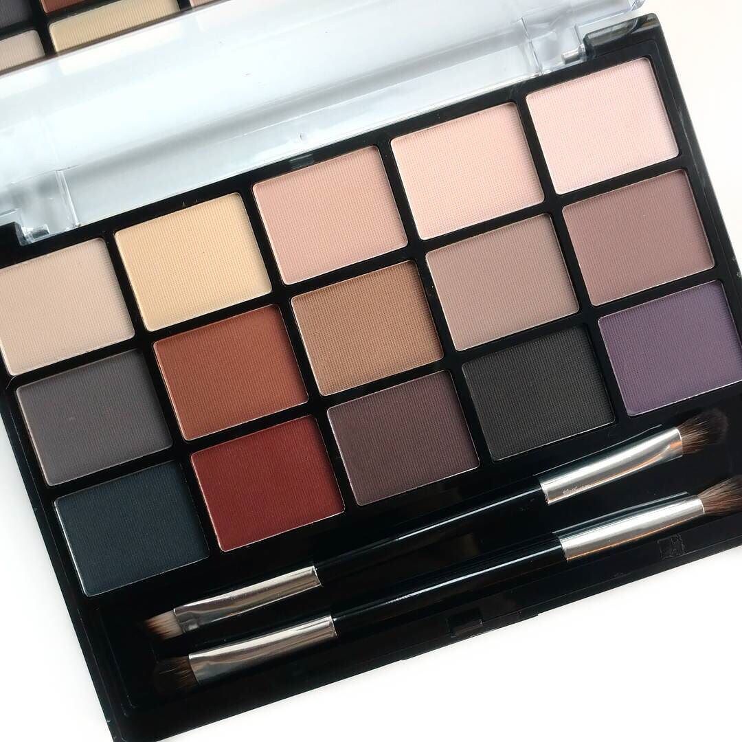 HardCandyLife's tweet image. The Look Pro! #MattePalette has the only matte shades you could EVER need for any look!
📸by @beauddiction