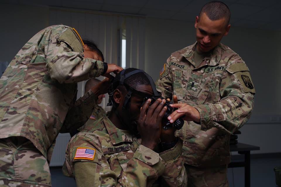 A106thFMSU's tweet photo. Aces conducted familiarization training with their PVS-7B Night Vision Goggles. They tested their motor skills with JENGA. #KnightsPride https://t.co/hapevMxtnl