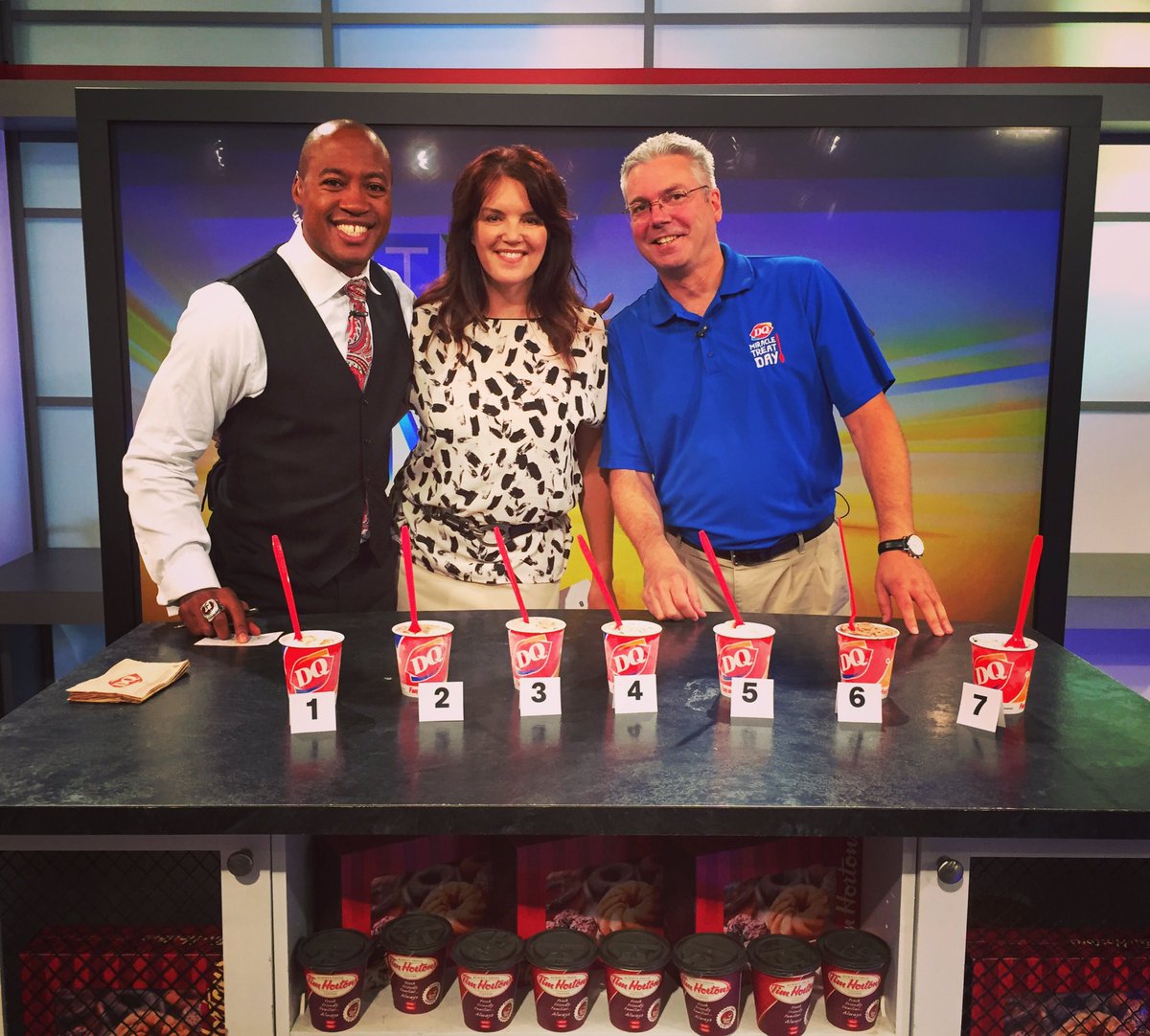 It's #MiracleTreatDay on @CTVOttMornLive! Could you guess which <a href="/DQCanada/">Dairy Queen Canada</a> Blizzard is which? Be sure to head to DQ today &amp; pick one up!