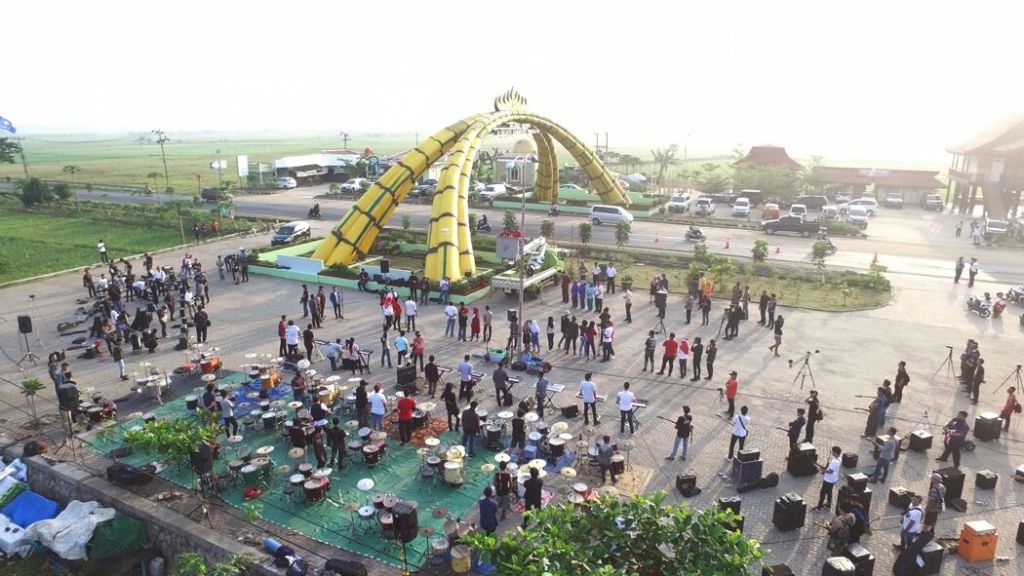 Musisi Pringsewu Menggelar Rockin Mob lampungkita.id/musisi-pringse…