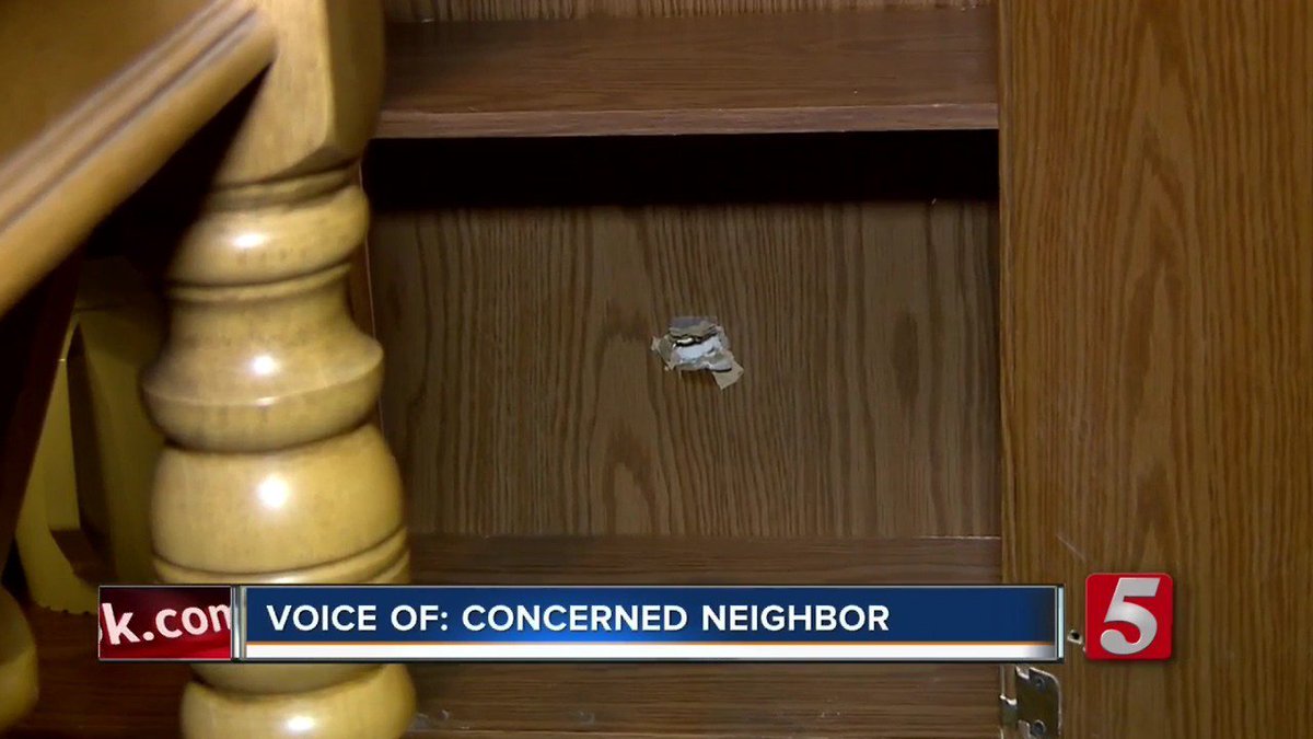 PplofLocalNews's tweet photo. She's just a disembodied voice. Like John Forsythe on "Charlie's Angels."
#ConcernedNeighbor #localnews
https://t.co/xXYDeBI2TI https://t.co/GBIi5mGm0N