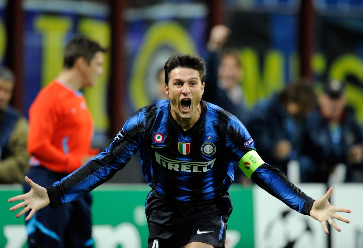 Happy 44th birthday, Javier Zanetti! 🎂 

👕 957
🏆 16

🇦🇷 143

#UCL