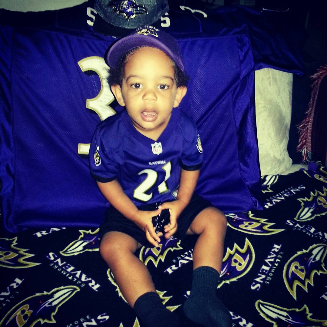 GhostDad973's tweet photo. My Shorty knows what time it be! #GameDay #RavensWorldOrder #rWo #Ravens4life #TheMissionContinues #NothingButTheMission https://t.co/u0ztlkUaVK