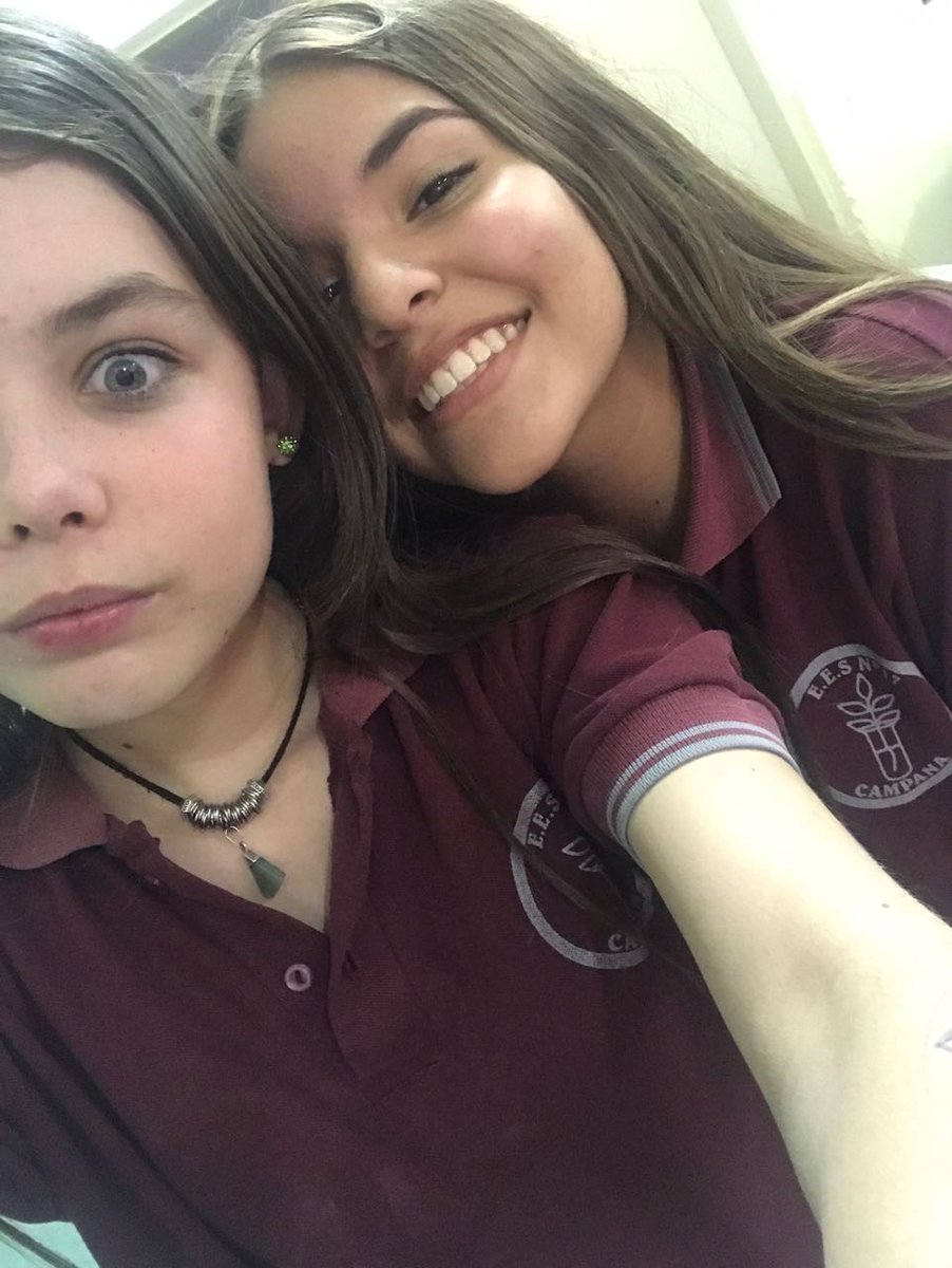 Laru2002vgr's tweet photo. Estas wachas me hacen las tardes y juro que las amo con todo mi corazón ❤ https://t.co/AiqVue4QlS