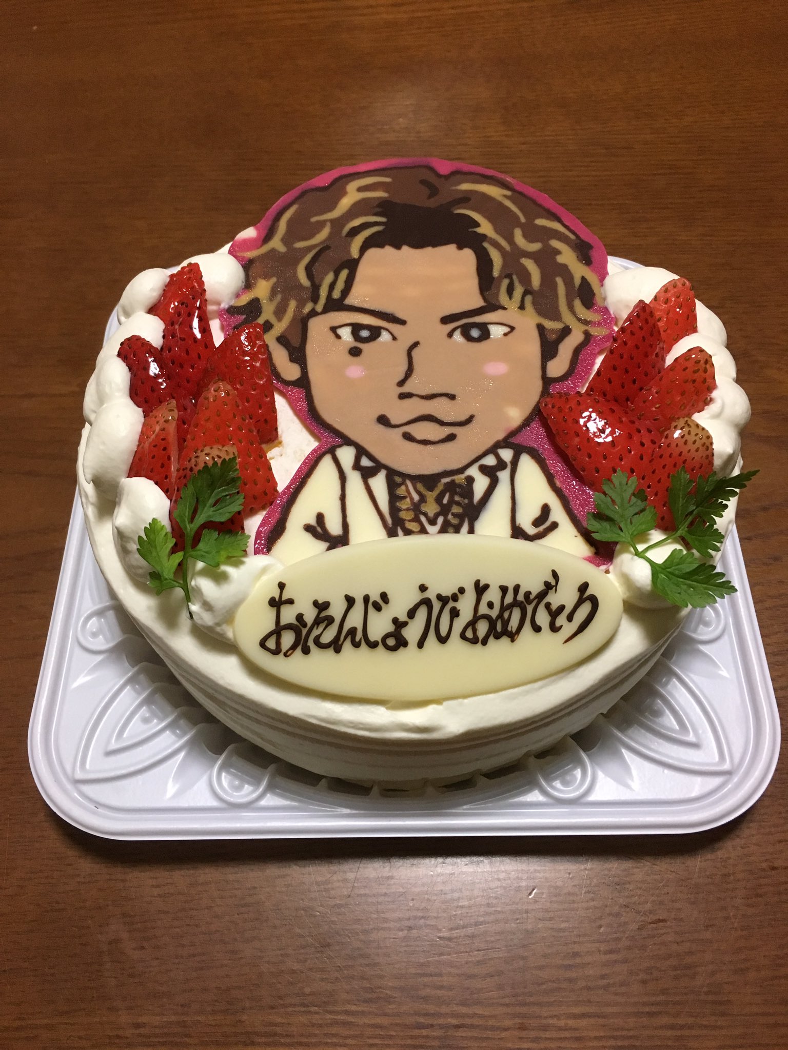 ゆーてぃん En Twitter 妹の誕生日ケーキ 三代目の登坂広臣が好きやから チョコ作って貰っていうね このケーキ を頼んだ妹も凄いけど これ作ったケーキ屋さんも凄いwww Jsb 三代目 登坂広臣 T Co 73kn9gi9cv Twitter