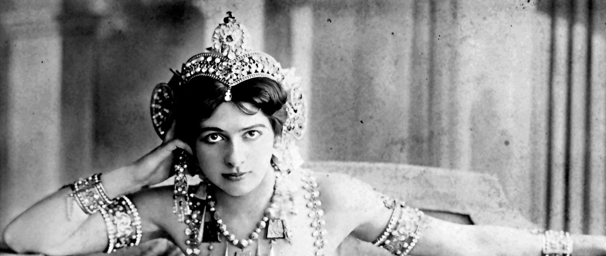 Vanaf 14 oktober grootste tentoonstelling over Mata Hari ooit te zien in het Fries Museum. ow.ly/zNHO30ejayQ