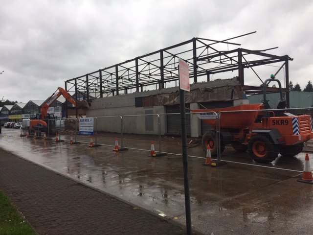 BlueRockWales's tweet photo. Demolition and clearance at the new Cwmdu development.  #outwiththeoldinwiththenew https://t.co/JbiuAtZYi7