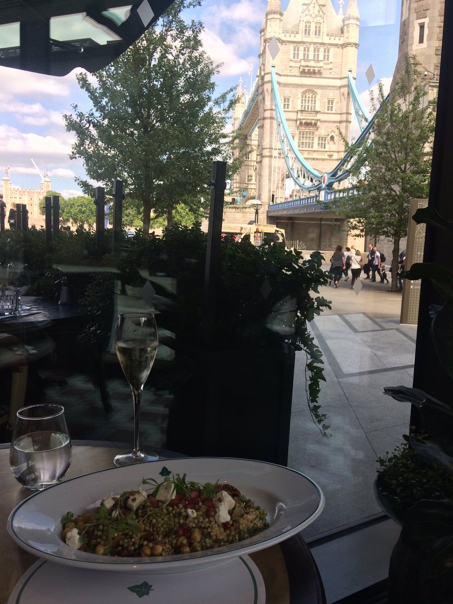 Lunch with a view @IvyTowerBridge - with @Dom_Ayling #towerbridge #london