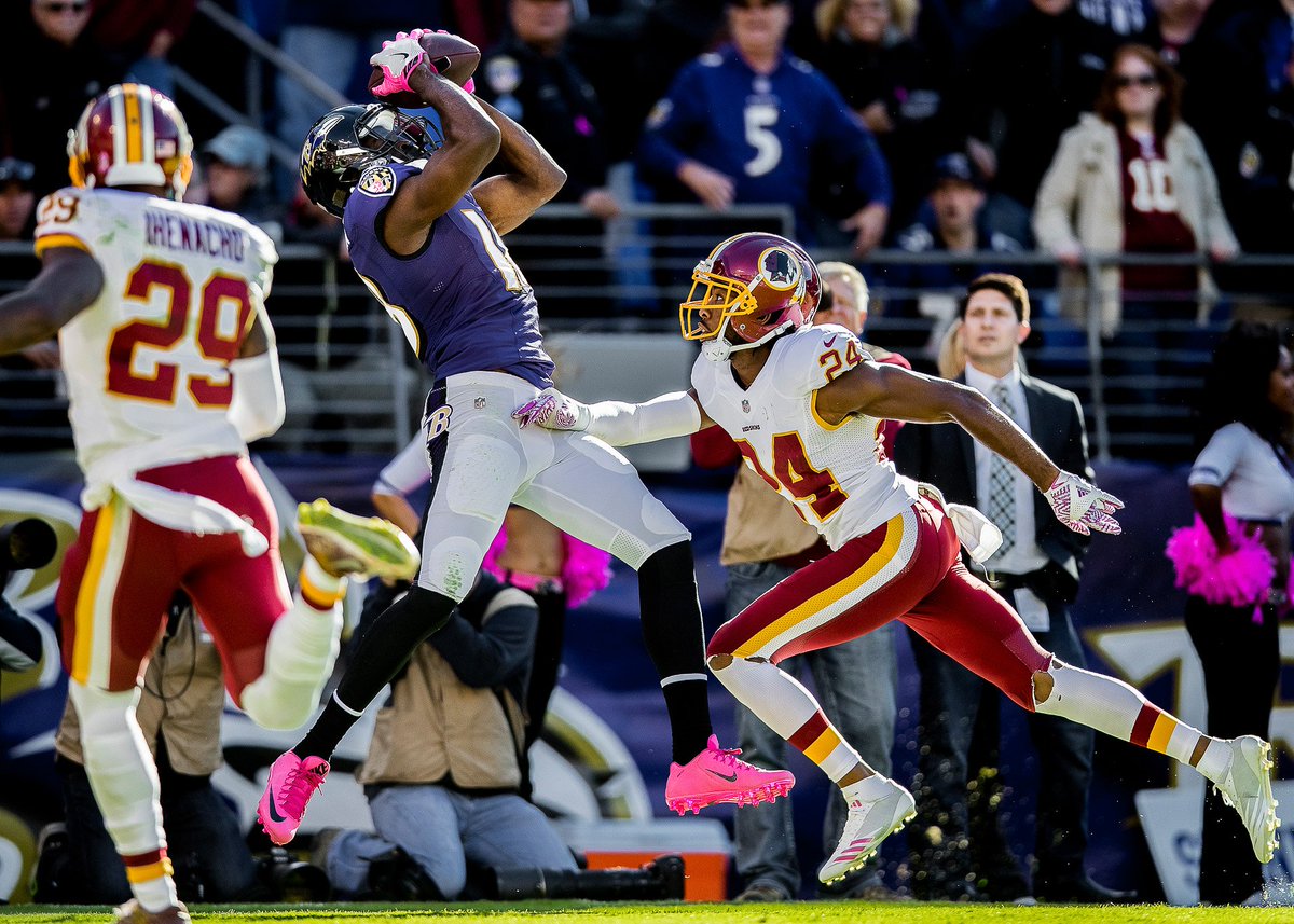 Ravens's tweet photo. Lots open at 2:30 pm ✔
Gates open at 5:30 pm ✔
Kickoff 7:30 pm ✔
Everything you need to know about the match-up: https://t.co/qq9bTX8DEo https://t.co/M7Li6f7jdL