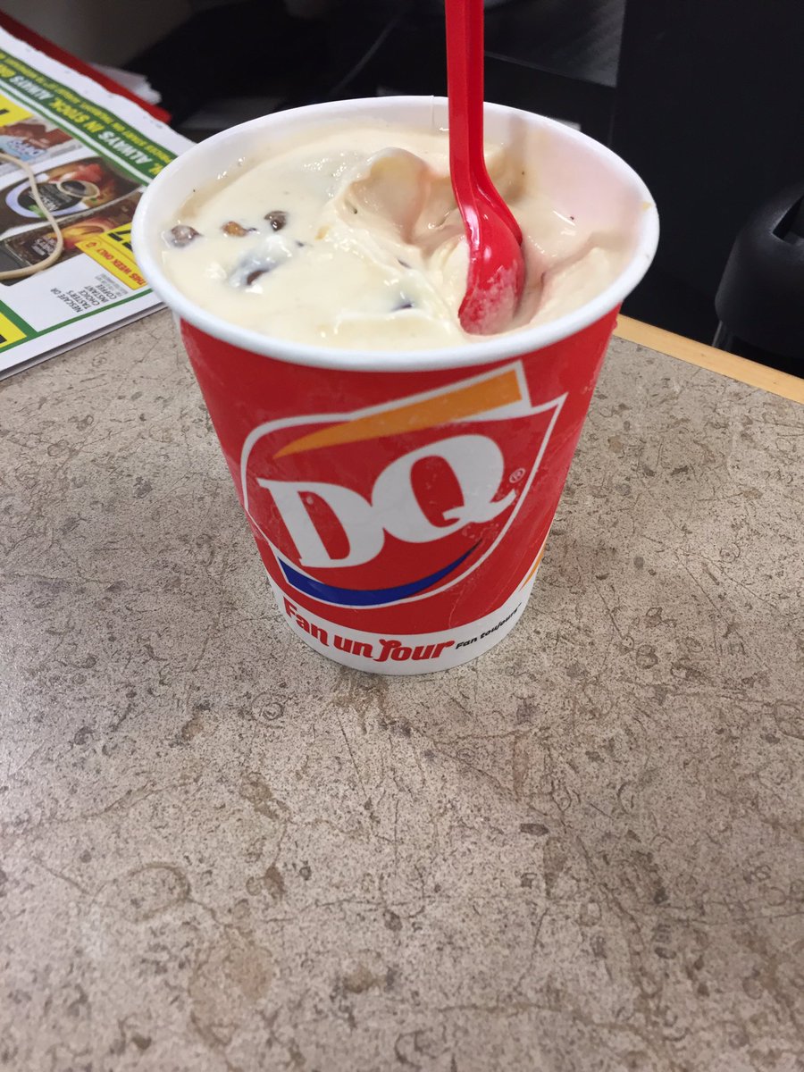 RobAnders1's tweet photo. Pre game meal!   Ready to take in @NickFoligno at #prosvsdocs for @NEOKidsFdn tonight at countryside! https://t.co/tCW5fohOzO