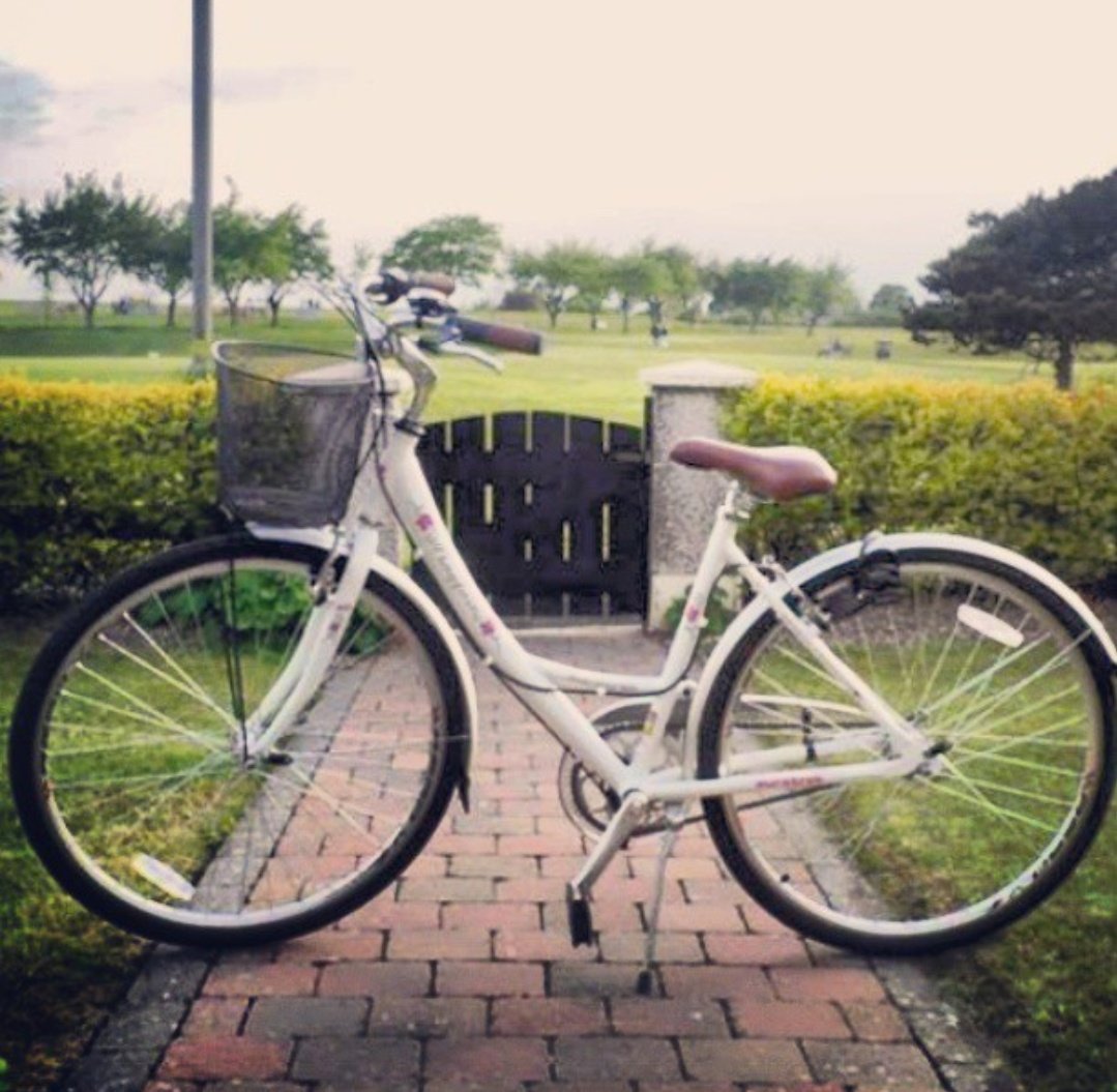 BBCmariamc's tweet image. Ahh I could curse. My bicycle has been stolen from outside the BBC sometime between 3pm and 7pm. Just at the corner of Linenhall St 😩😩