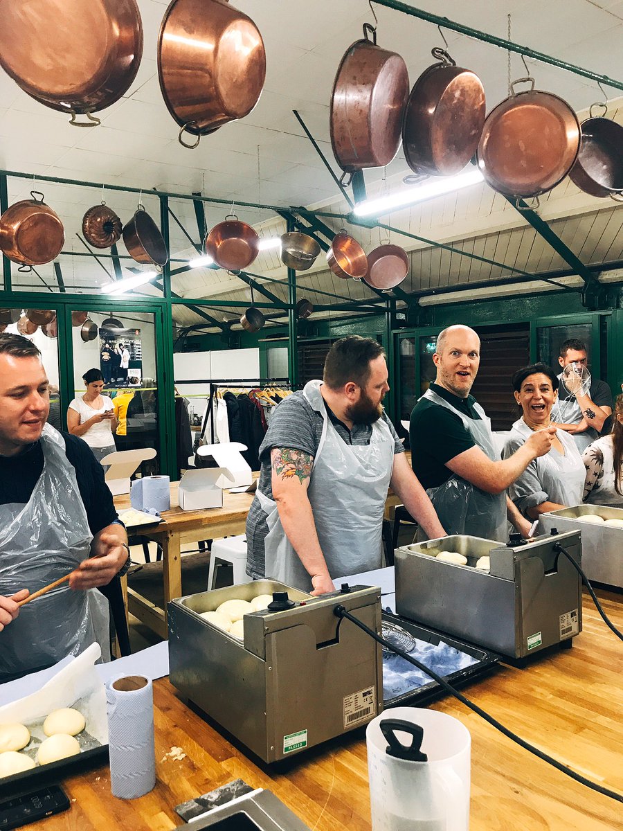 OakmanInns's tweet image. Some of our Culinary Development chefs enjoying a doughnut workshop at @BreadAhead #chefdevelopment #training