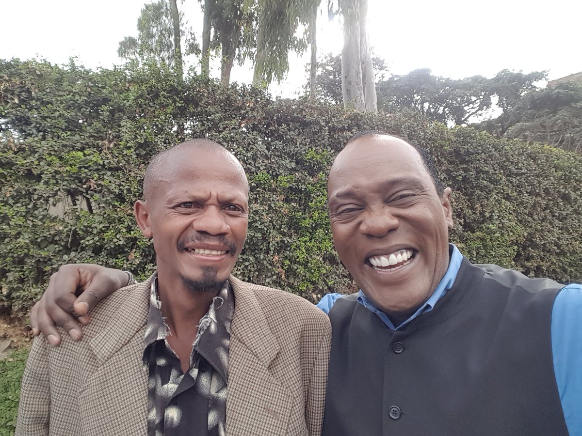 KoinangeJeff's tweet photo. Who are those guys hanging around with #Githeriman? Somebody say Oh MY! Btw, this is NOT photoshop!! Githeriman is the NEWEST CELEB in town! https://t.co/J5RGtrryEY