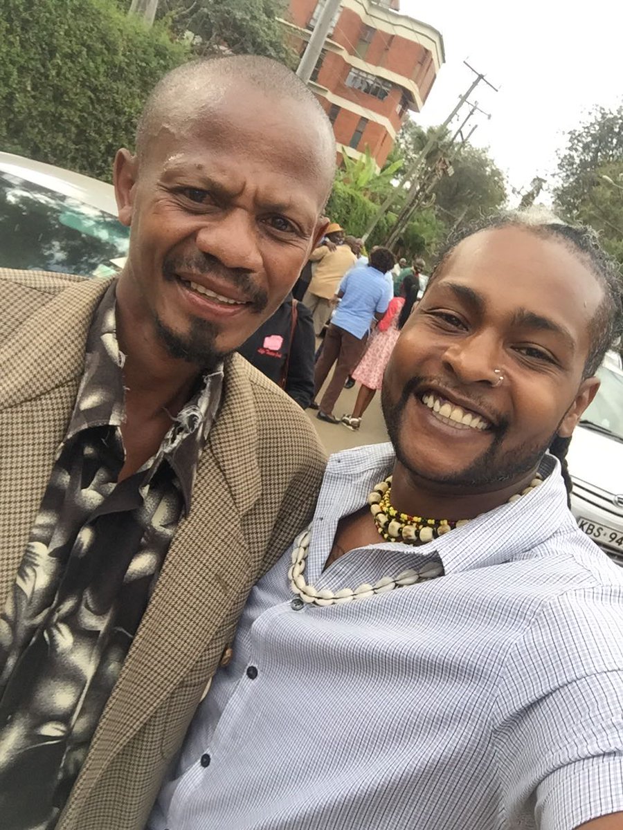 KoinangeJeff's tweet photo. Who are those guys hanging around with #Githeriman? Somebody say Oh MY! Btw, this is NOT photoshop!! Githeriman is the NEWEST CELEB in town! https://t.co/J5RGtrryEY