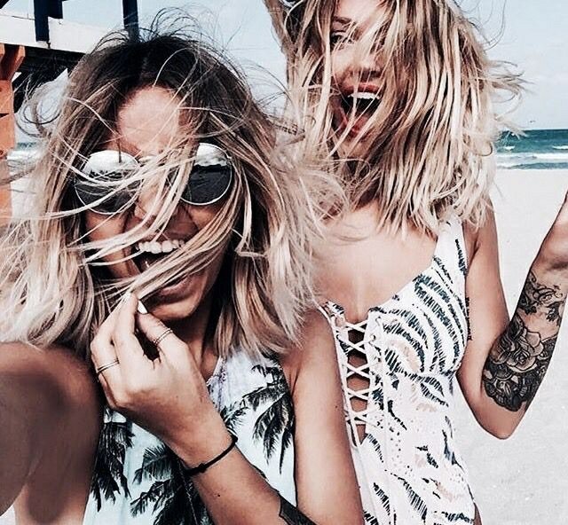 Life is better when you're laughing. 

จะเครียดมากมายอะไรกับชีวิต 

ชีวิตจะดีขึ้นนะ.. ถ้าคุณหัวเราะบ้าง