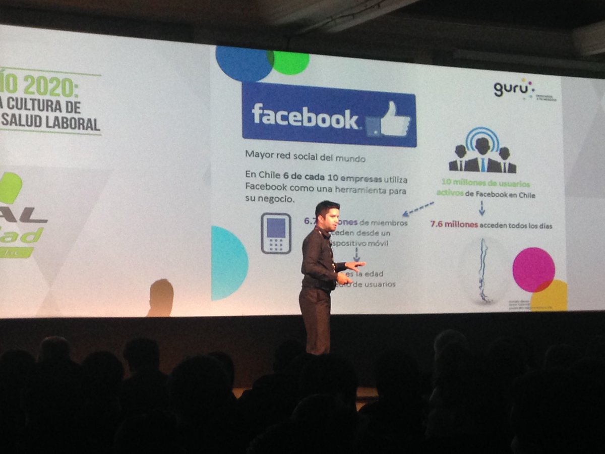 mutualcchc's tweet photo. Gonzalo Atencio, finaliza indicando a las Pymes cómo publicitar sus productos o servicios a través de redes sociales #MutualSummit2017 https://t.co/TXLEctnp9w
