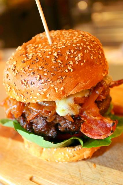 Neighbourhood STH tweet media