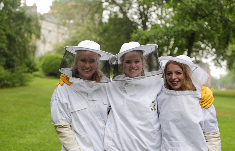 HaileyburyUK's tweet photo. Giant paella, heavy metal and a fun run - a great way to finish the school year #Hplus17 #ThrowbackThursday https://t.co/FWmj5CLc7l https://t.co/N3DEyMQBhL