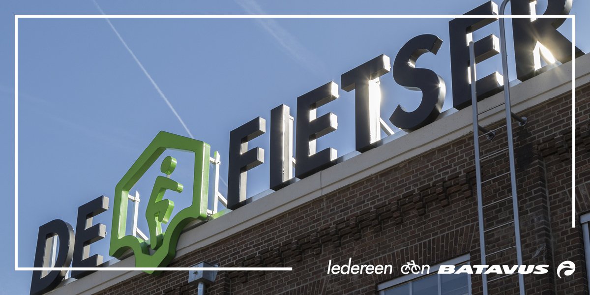 De fietser is dé grootste indoor testbaan van Nederland! Probeer de Batavus Dinsdag E-go® snel uit! bit.ly/2wxfjWr  #actie #ebike