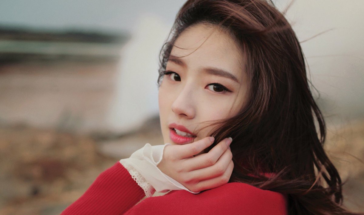 Kpop Charts Mapas Astrais On Twitter Yeojin Sun Scorpio Moon Aquarius Mercury Scorpio Venus Scorpio Mars Libra