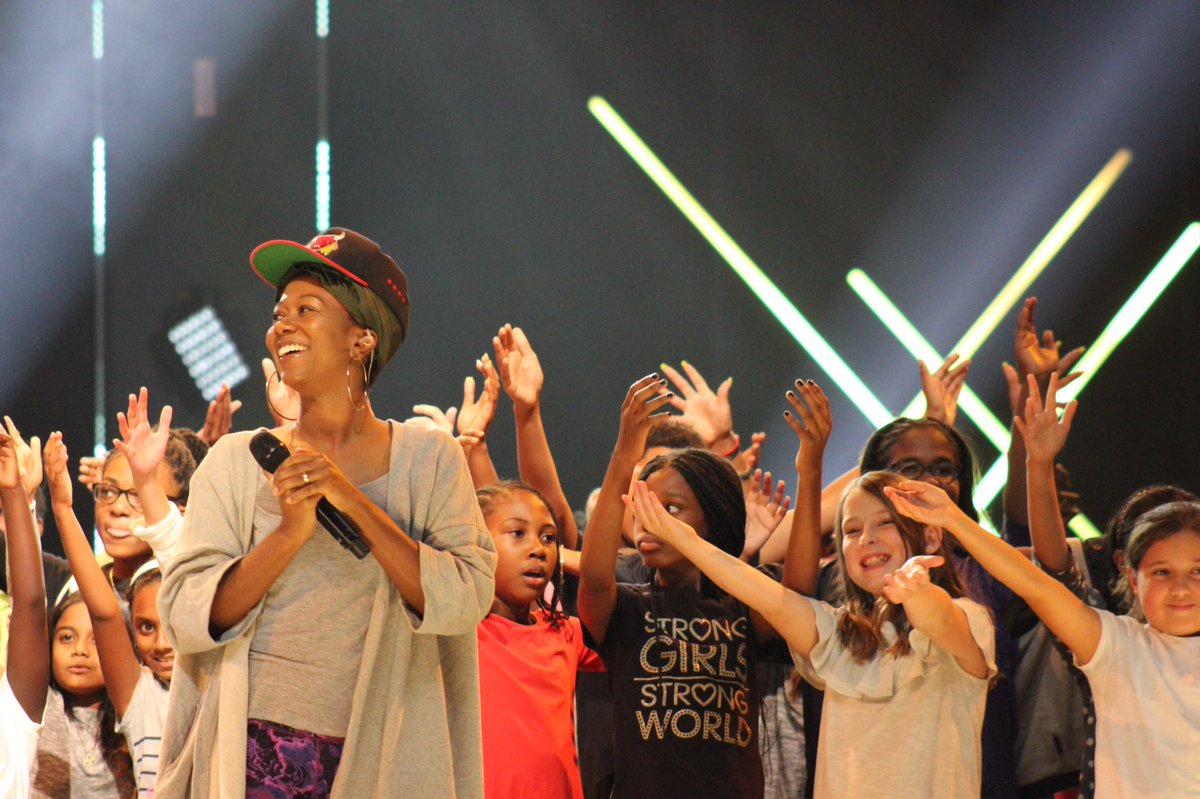 ActorMorganE's tweet image. Privledge to be here &amp;amp; sing! We are Rebels, Fighters &amp;amp; Champions of HOPE! #goleaders #gls17 #morganesmith #bigmouthkids  #mbmtalent