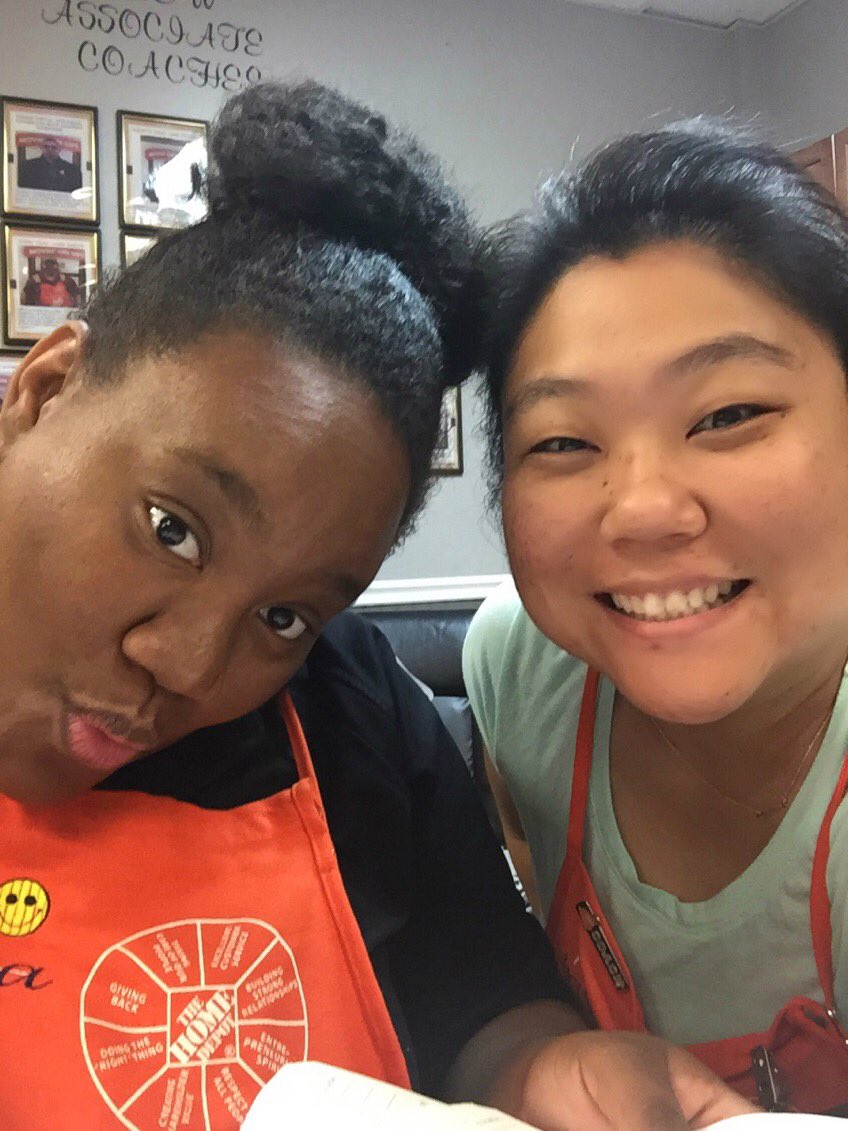 iris_da_asian's tweet photo. But first lemme take a selfie @MelissiaT_2914 @shannoneoliver #inventory2017 #skucheck https://t.co/bkGLpvnPJP