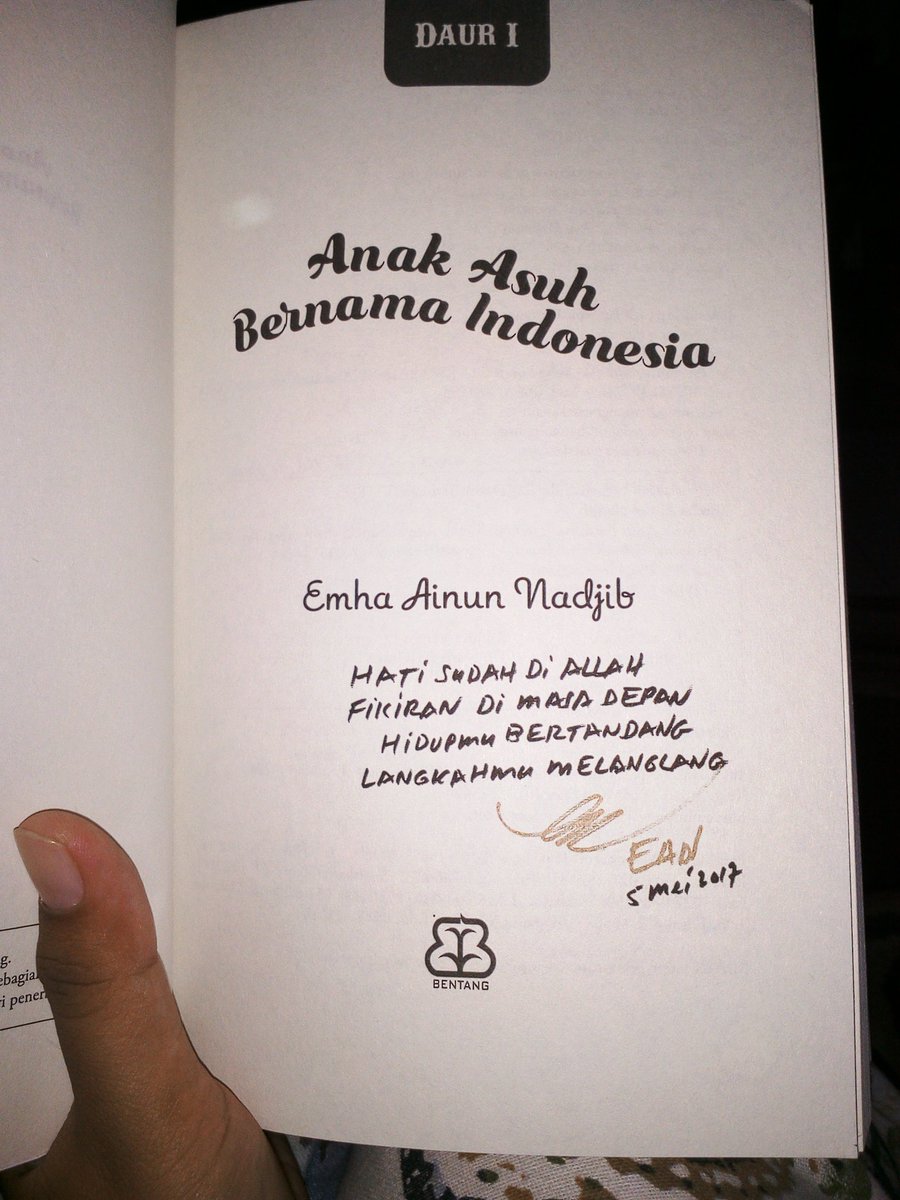 alqibtya's tweet photo. Doaku Dosaku, tulisan pertama dalam Anak Asuh Bernama Indonesia.
#Mbah Em
#DaurI https://t.co/OpybuxRvlV