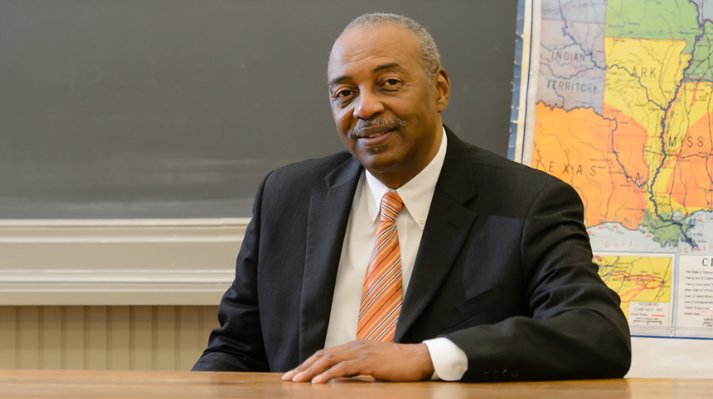 Roy Jones of MISTER featured on  discussing efforts to bring men of color into teaching!
bit.ly/2wxu23I
@InsideClemson <a href="/EducationSC/">S.C. Department of Education</a>