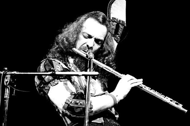 Happy Birthday to the brilliant Ian Anderson! 