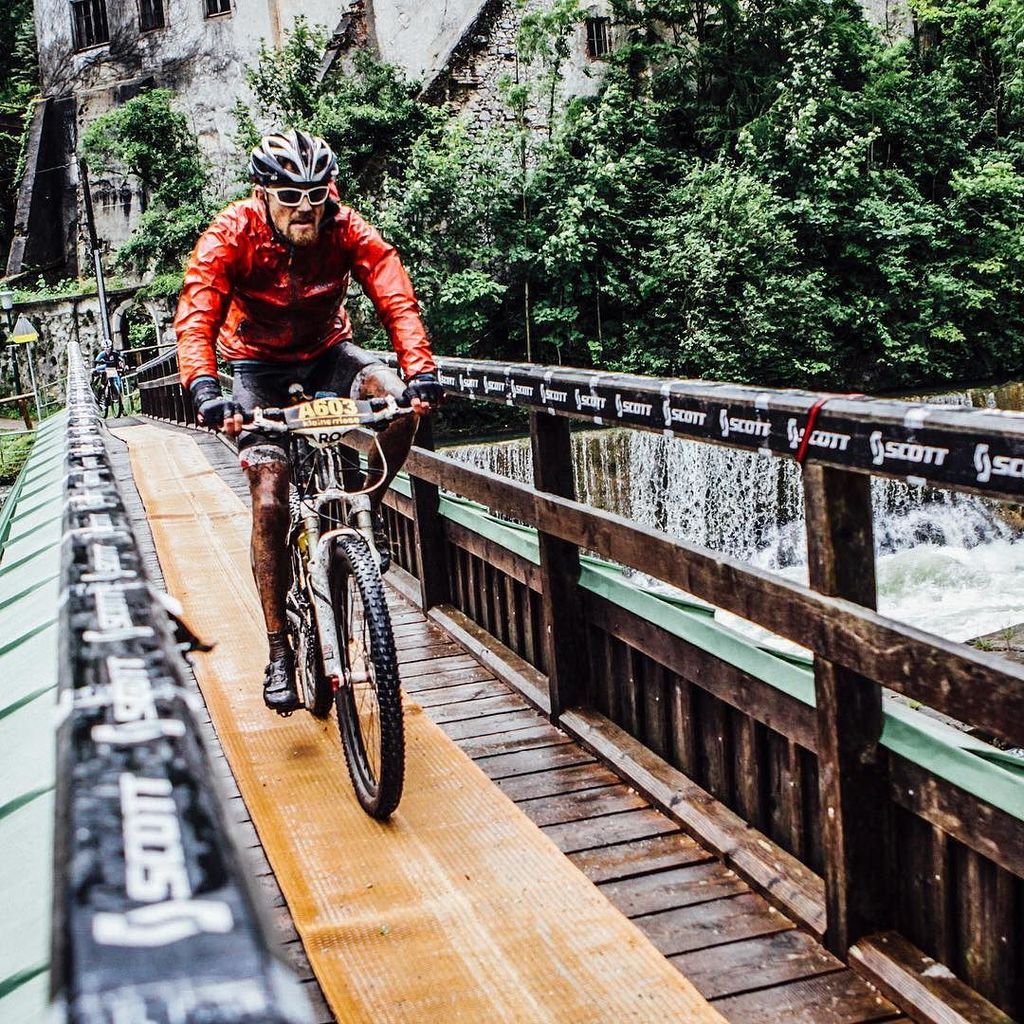 El_Maxus's tweet photo. Wanna see my sufferface? 😡
.
.
.
.
#trophy2017 #salzkammerguttrophy #singletrack #mtb #optoutside #survivalofthehappiest #trailslikethese … https://t.co/sQqG3ncf32