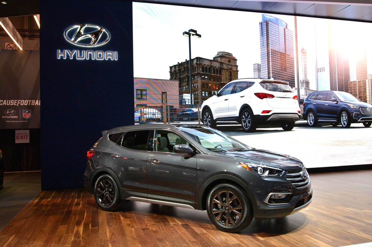 YesMaxon's tweet photo. #Makeyourmovetomaxon and Check out our selection of 2017 Hyundai Santa Fe Sport! Don't forget to ask about our $4500 rebate! #xfactor #maxon https://t.co/JSncqICfTC