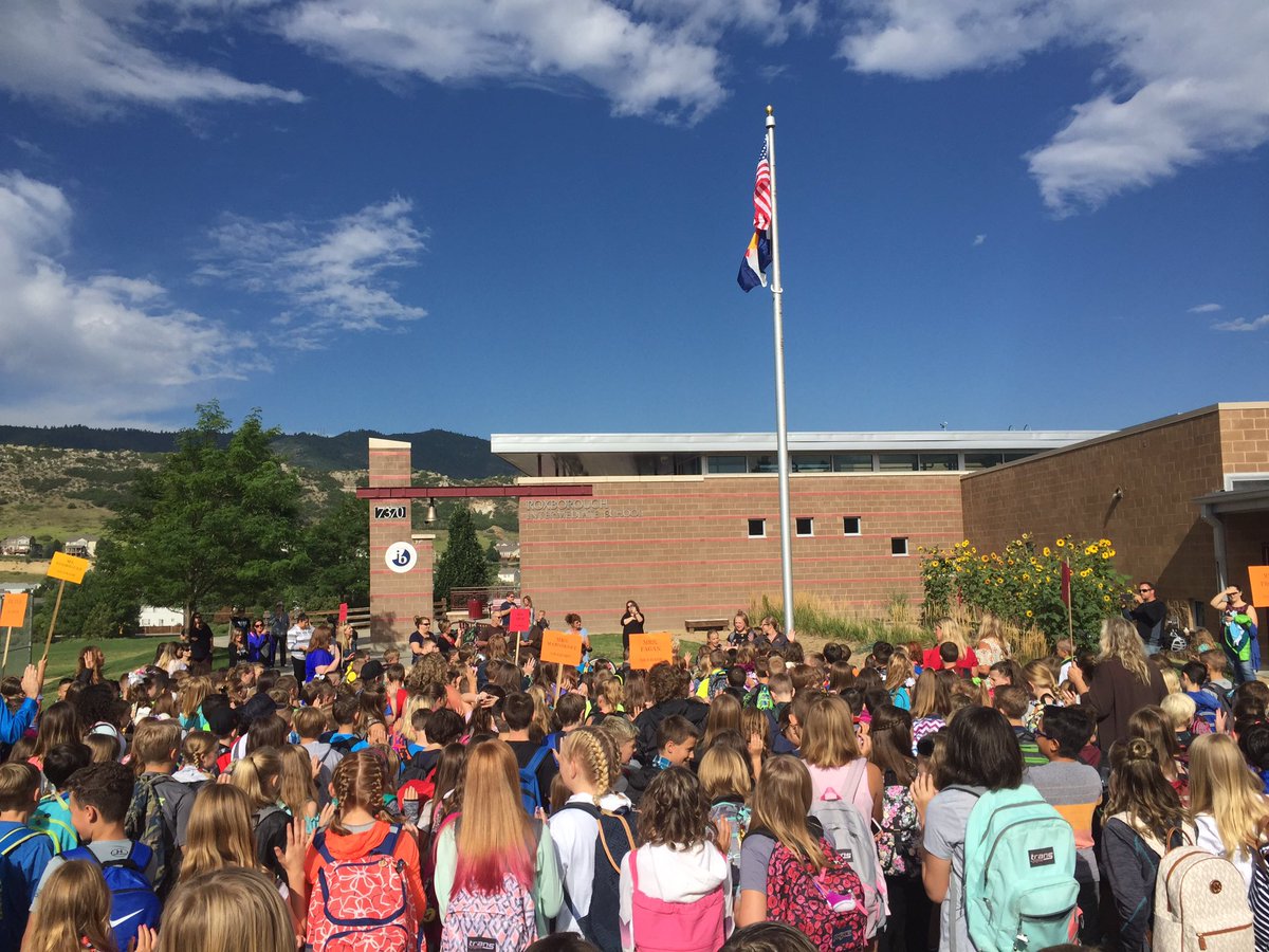 Happy 1st day of school Roxborough!!! <a href="/RXPI_DCSD/">RoxboroughElementary</a> <a href="/dcsdk12/">Douglas County School District</a>