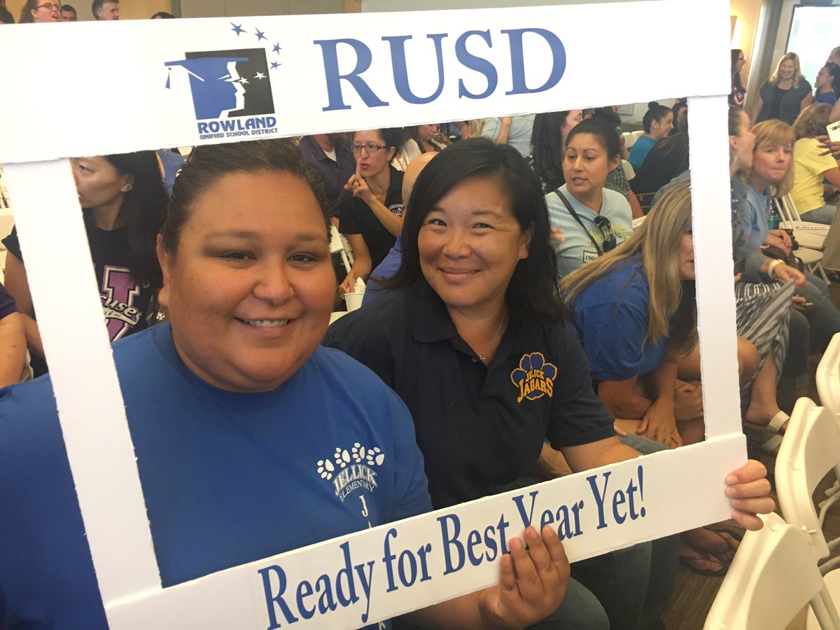 rusdkids's tweet photo. @JellickJaguar teachers are roarin' and ready! #WeAreRUSD #bringthekiddos @RowlandSchools @_JulieMitchell_ @JellickBuck https://t.co/tkdBUCjGQ3