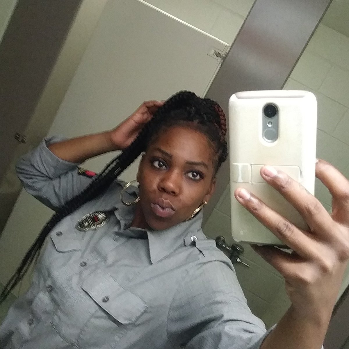 cherries0183's tweet photo. #NewProfilePic https://t.co/GQv5ul7ZYt