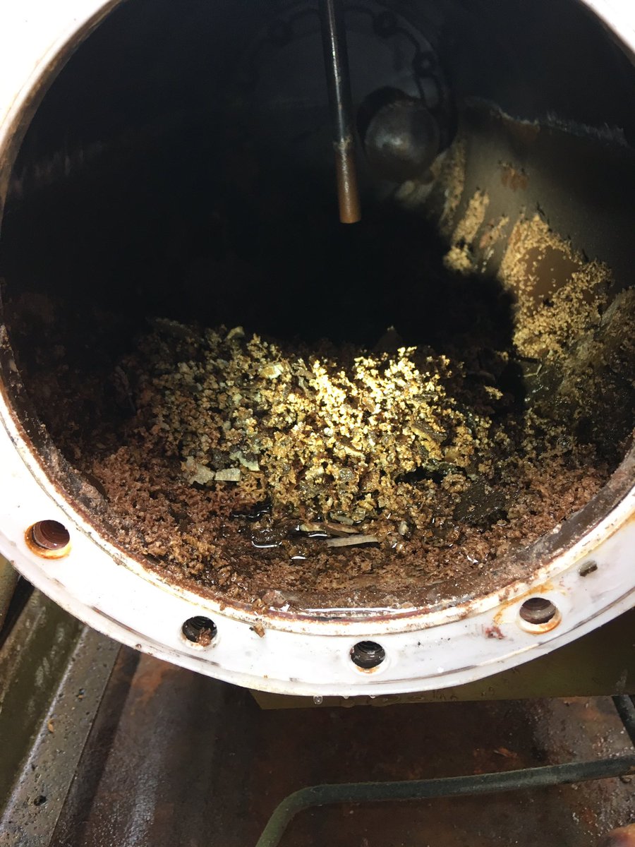 WaterwizardInfo's tweet image. A seriously scaled up coffee machine! Change your water filter!!#coffeemachinerepairs #coffeemachineservice #leedscoffee #sheffieldcoffee