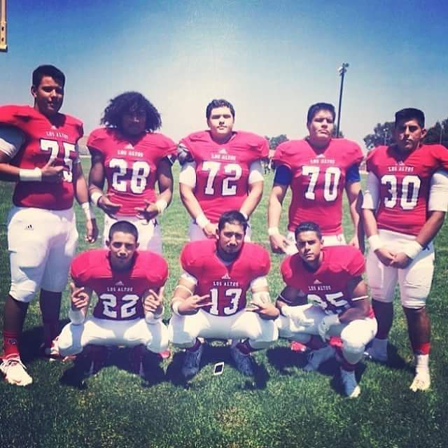 6ft_Amazon's tweet photo. #TBT to just a few short years ago that seem like forever... #LosAltosFootball #LoveAllMyFootballSons #Steward75Forever โค๐๐ช๐ https://t.co/IvnoroB9Fp