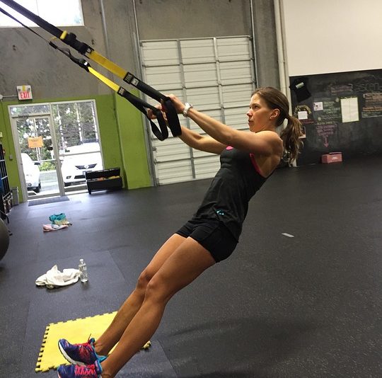 OgymVE's tweet photo. Ejercicios con TRX para ganar fuerza https://t.co/QmNfqZioqH #ogym #tips #fitness #training #workout https://t.co/GyB5PGcAHv
