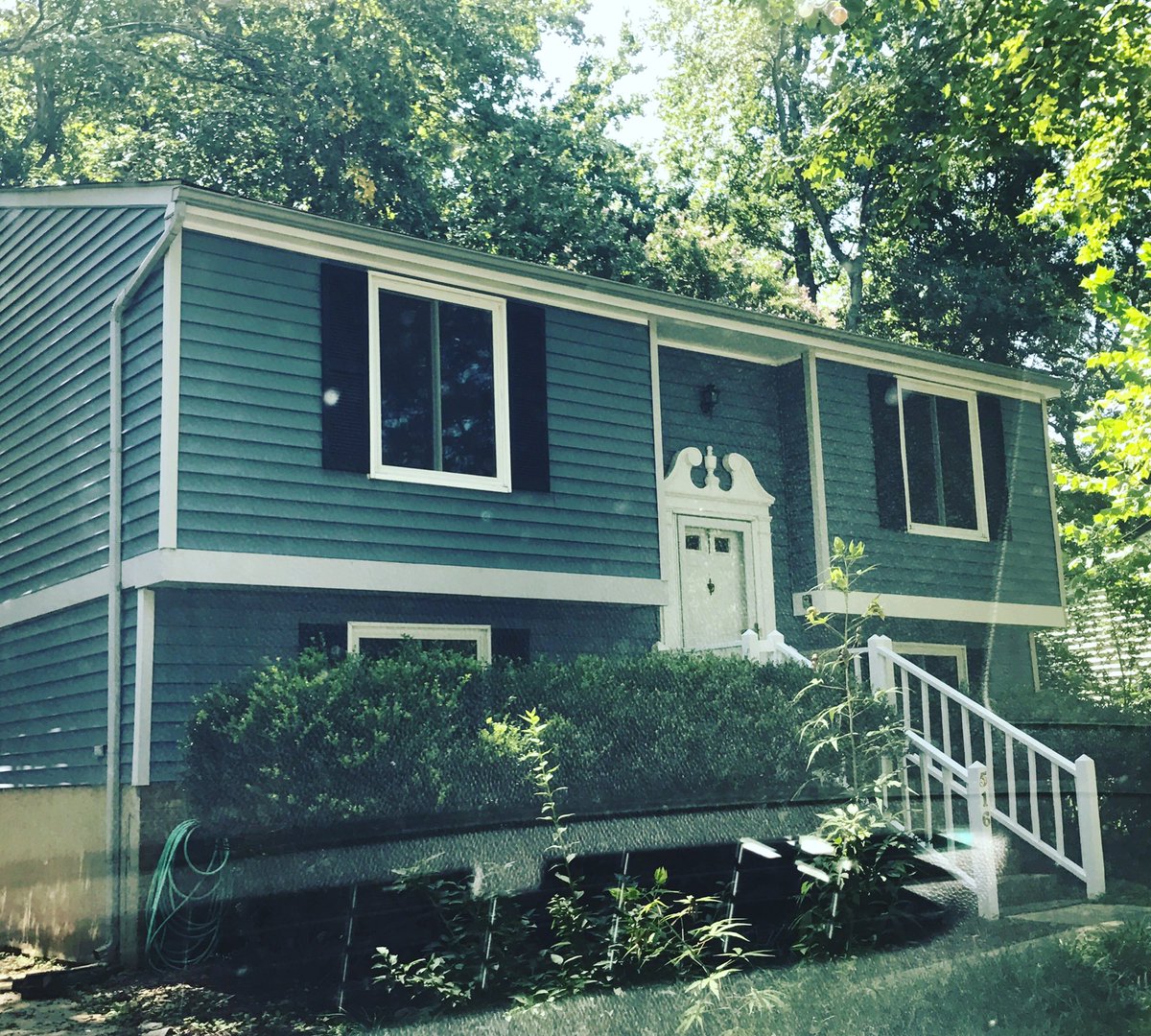 CRiversRealtor's tweet photo. Congrats to my buyers who closed on this new home today for their son &amp;  his family on their way here from Austin,Tx! #DRGTeam  #vendraleigh https://t.co/aNIS7oW8Df