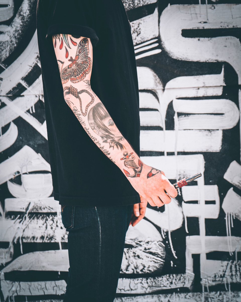 puffco's tweet photo. Life choices we make that fit in our pockets. #puffco #puffcoplus #scarlet #puffcogrip  #sleevetattoo  #puffcosupport @puffcosupport #dumbo https://t.co/Uqw8lbZBmb