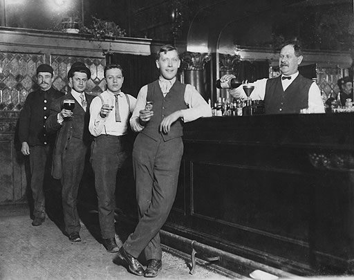 Bourne_and_Co's tweet photo. Its 5pm, which means one thing: Cocktails available from around the way: Suffolk st queensway! #Bourneandco #open #suffolkst https://t.co/JrnKMywMxb
