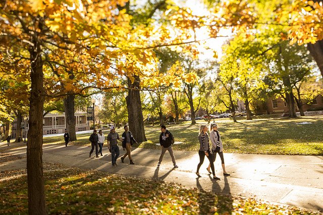 The BEST way to experience life at Nevada is by attending a Nevada Bound. Learn more and register here: ow.ly/zyrf30eeK14 #NevadaBound