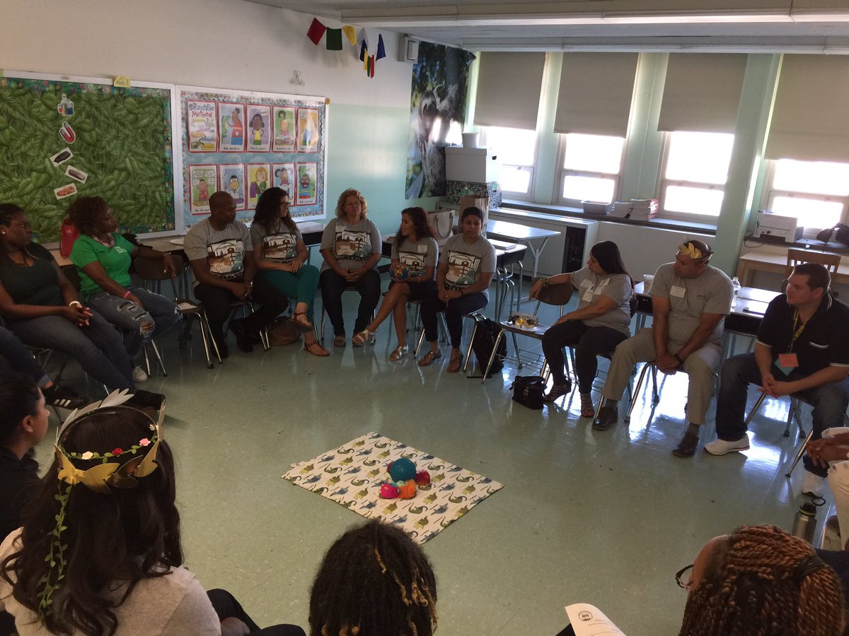 thedegoviagroup's tweet photo. Tira and Russell train us on restorative circles and TCIS #thebrooklynsouthway @BKSouthClimate @NYCFIELDSUPPORT #FSCFieldDay https://t.co/XXQLt3yOg5