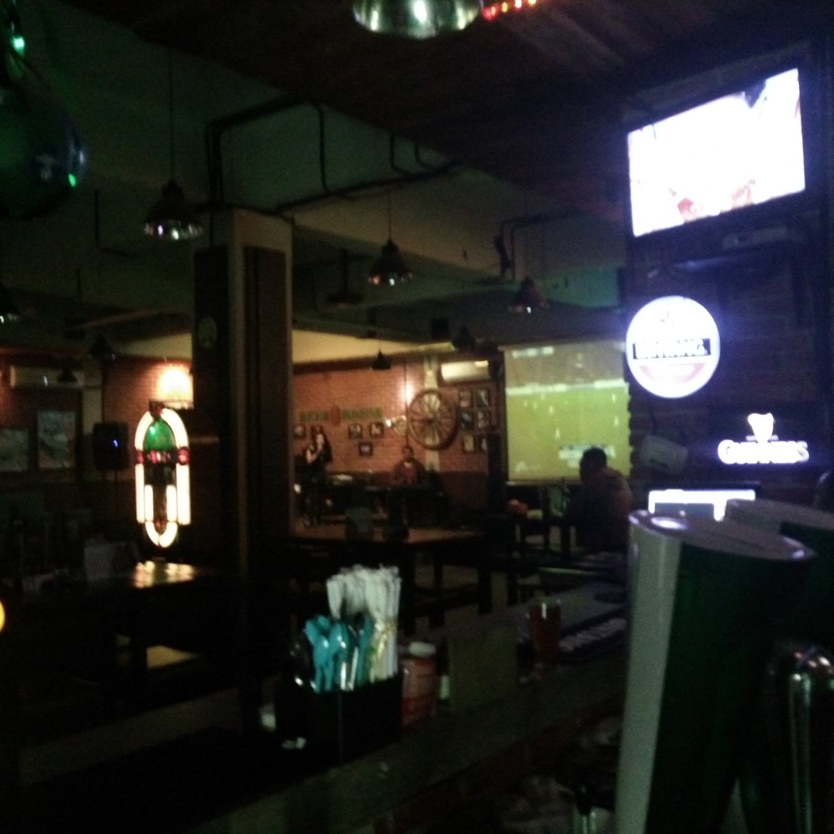 Beerhouse jatinegara (@beerhousejkt) on Twitter photo CLASSIC ROCK nite..!!!
Featuring "beerhouse home band"
Every friday!!!!
Let's joint <a href="/beerhousejkt/">Beerhouse jatinegara</a> <a href="/JXtainment/">Jatinegara Xtainment</a> CLASSIC ROCK nite..!!!
Featuring "beerhouse home band"
Every friday!!!!
Let's joint <a href="/beerhousejkt/">Beerhouse jatinegara</a> <a href="/JXtainment/">Jatinegara Xtainment</a>