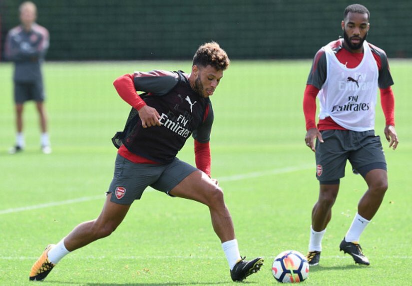 AlexOxChamb's tweet photo. Training Session Today Ahead Of The First Match Tomorrow! ⚽️ https://t.co/rrIKYnNuM6