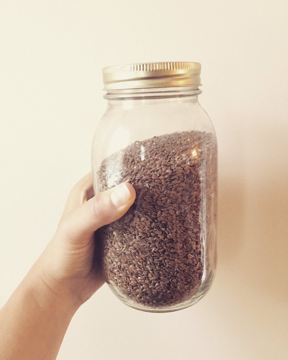 bridgetcasey_nd's tweet photo. Use glass instead of plastic to store your food and leftovers to reduce your chemical exposures. #ReduceReuseRecycle #HealthyLiving #tips https://t.co/8OqnwNQbba